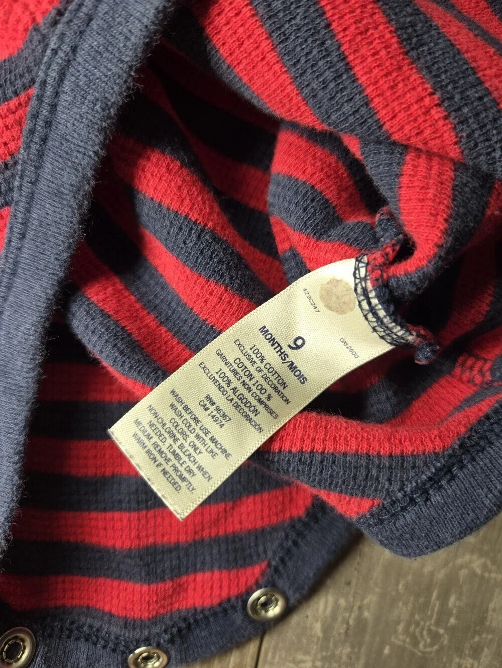OshKosh B'gosh Baby Boy Striped Red & Navy One-Piece Thermal Bodysuit Size 9M